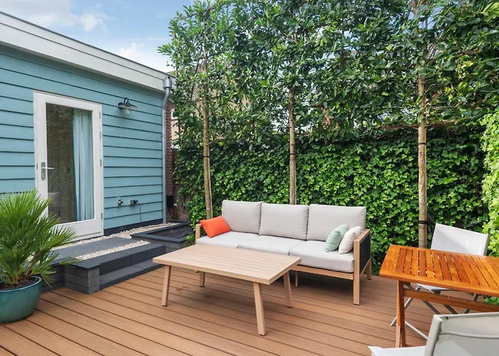 Blue Oasis - Free Parking