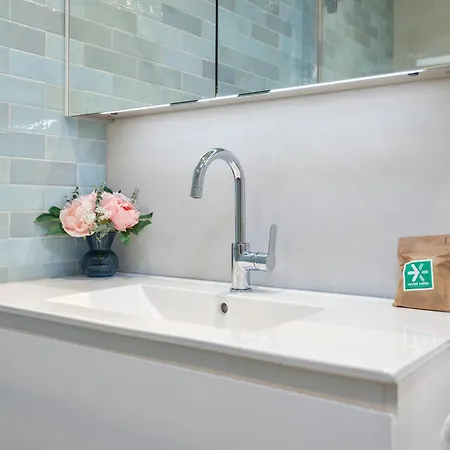 Blue Oasis - Free Parking Apartament *